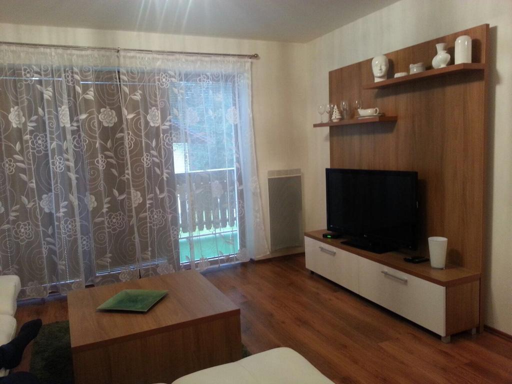 Apartman 塔莱 外观 照片